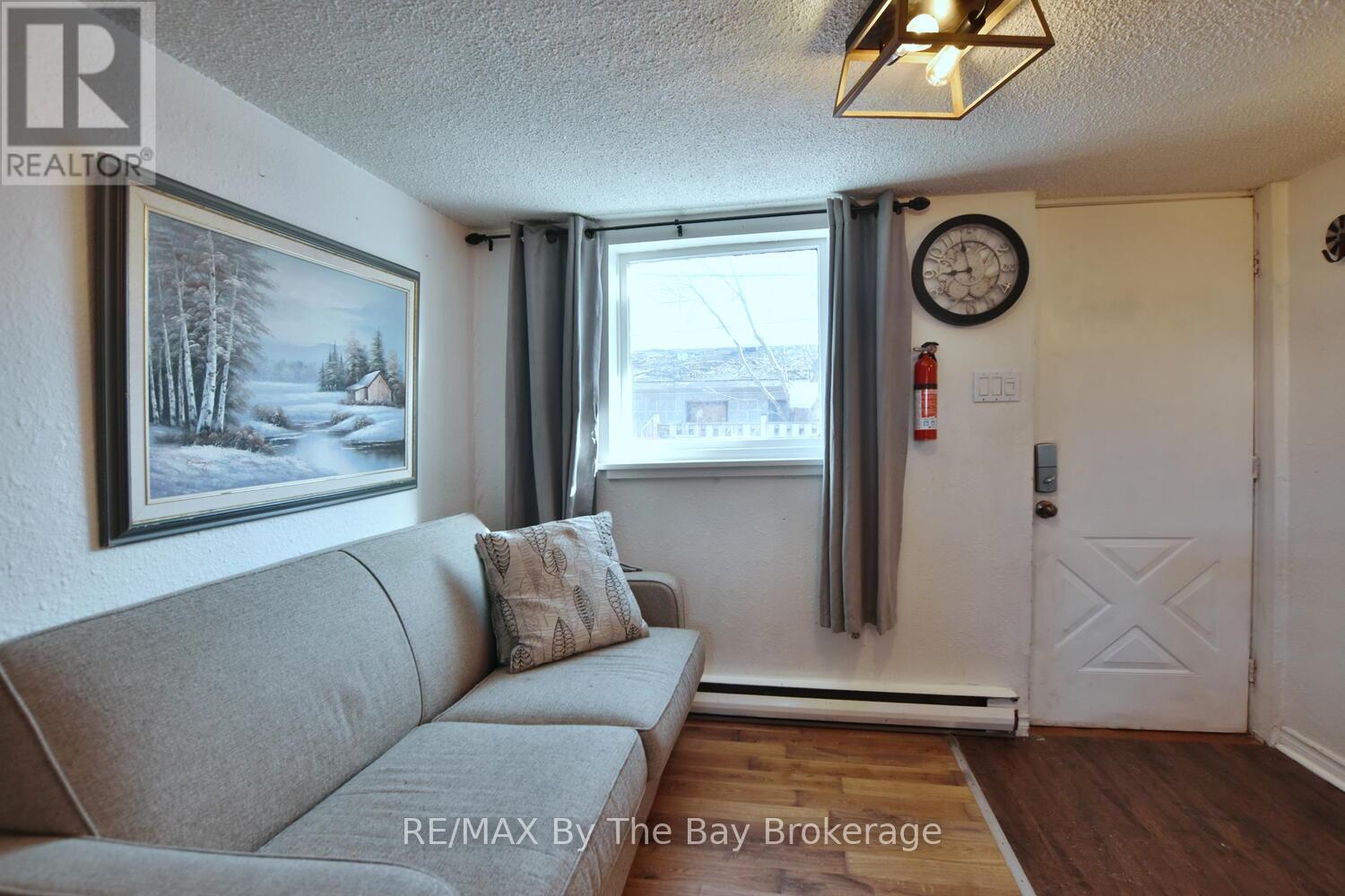 678 River Road W, Wasaga Beach, Ontario  L9Z 2P1 - Photo 40 - S12210455