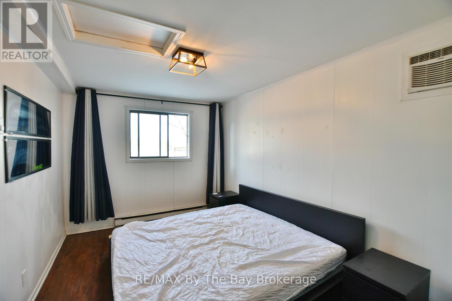678 River Road W, Wasaga Beach, Ontario  L9Z 2P1 - Photo 44 - S12210455