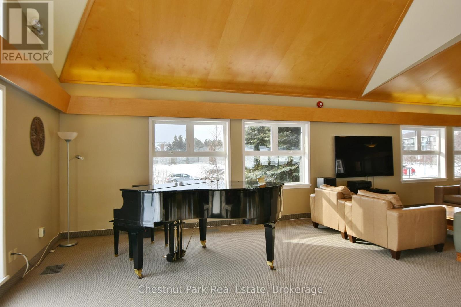 650 Johnston Park Avenue, Collingwood, Ontario  L9Y 5C7 - Photo 37 - S12210497