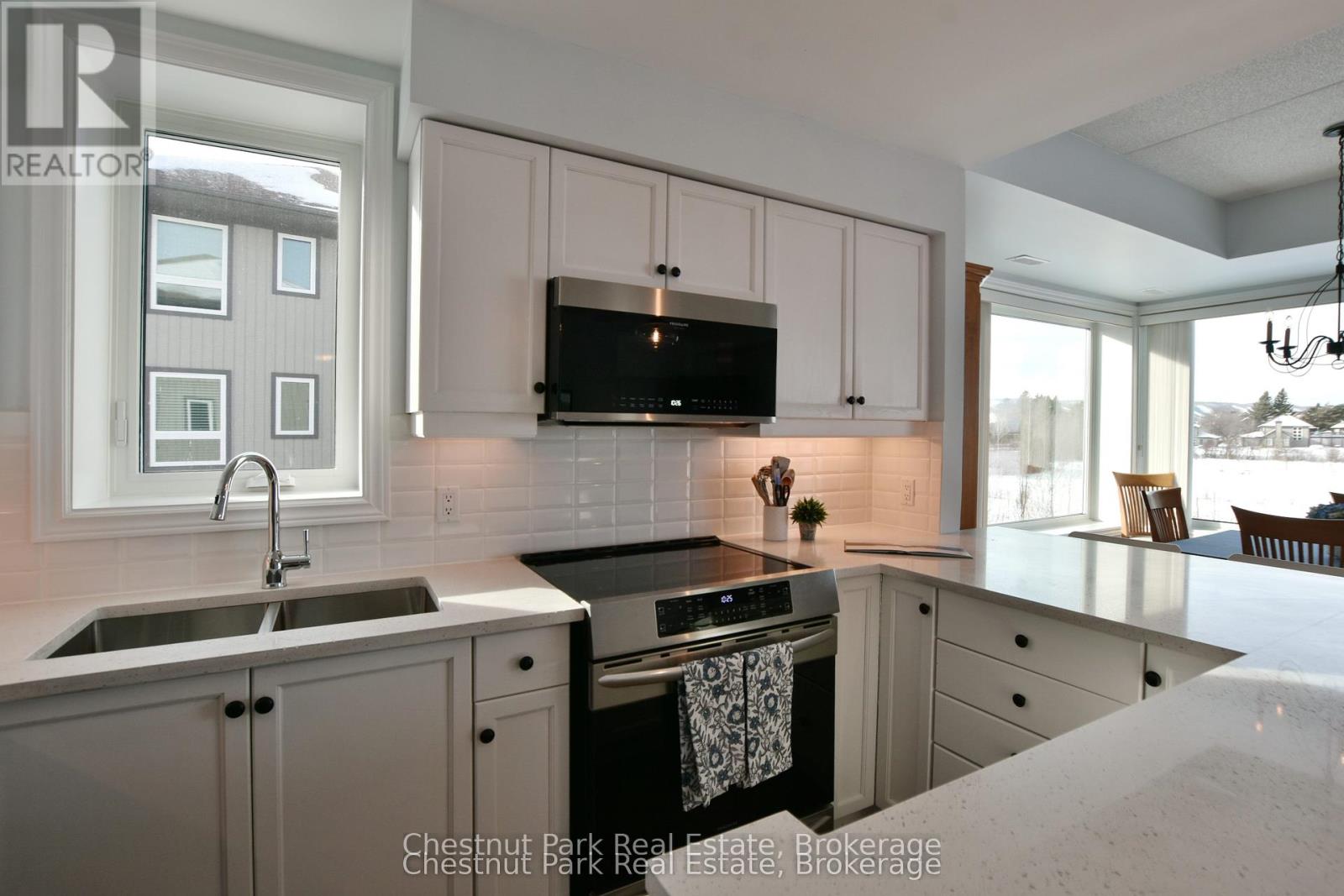 650 Johnston Park Avenue, Collingwood, Ontario  L9Y 5C7 - Photo 6 - S12210497
