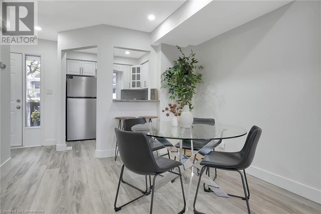 459 Beechwood Place Unit# 33, Waterloo, Ontario  N2T 2N8 - Photo 11 - 40739684