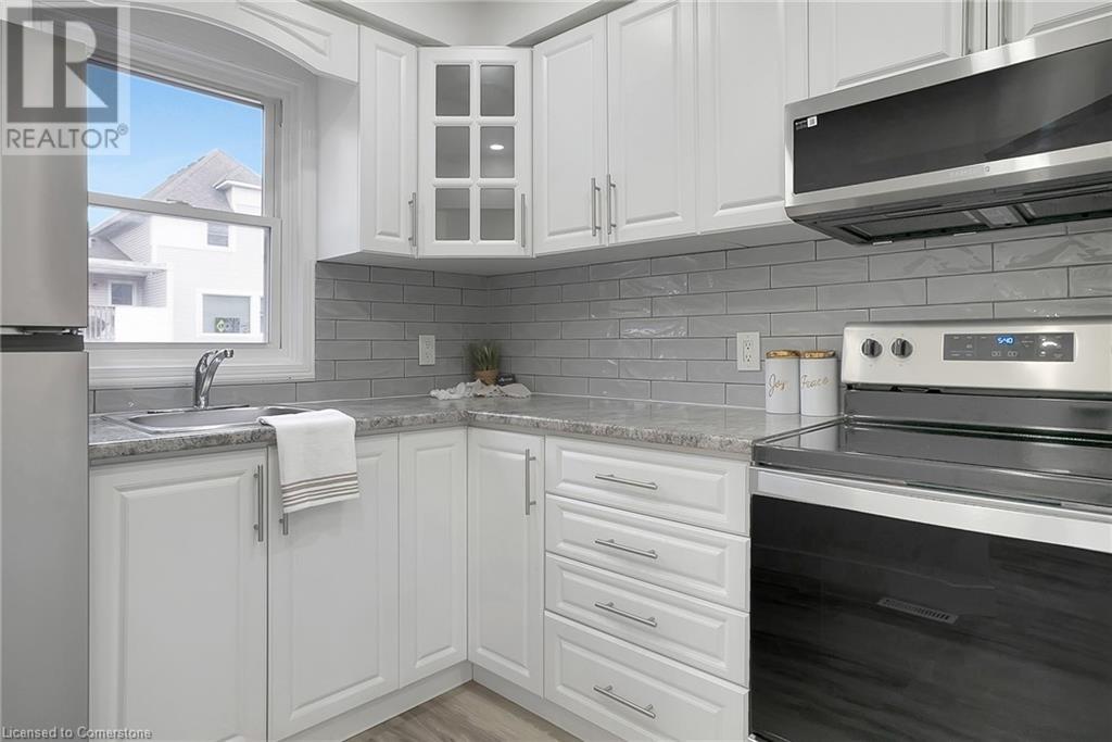 459 Beechwood Place Unit# 33, Waterloo, Ontario  N2T 2N8 - Photo 6 - 40739684