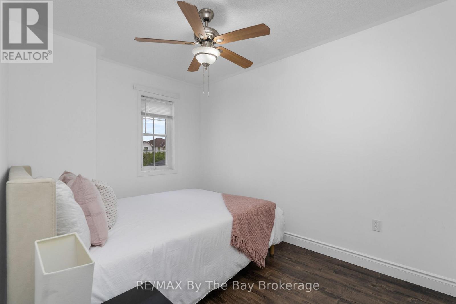 54 Mccann Lane, Essa, Ontario  L3W 0E4 - Photo 12 - N12210839