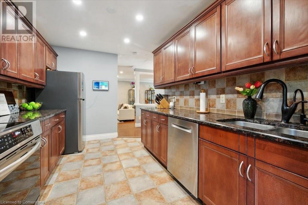 9 Pauline Place, Guelph, Ontario  N1H 7P3 - Photo 6 - 40739851