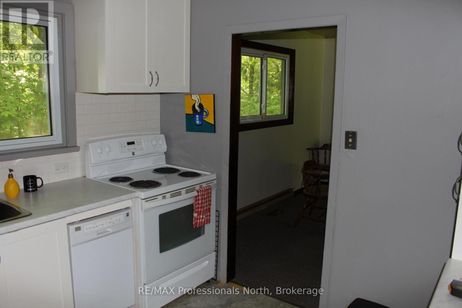 2166 Blairhampton Road, Minden Hills, Ontario  K0M 2K0 - Photo 12 - X12211056