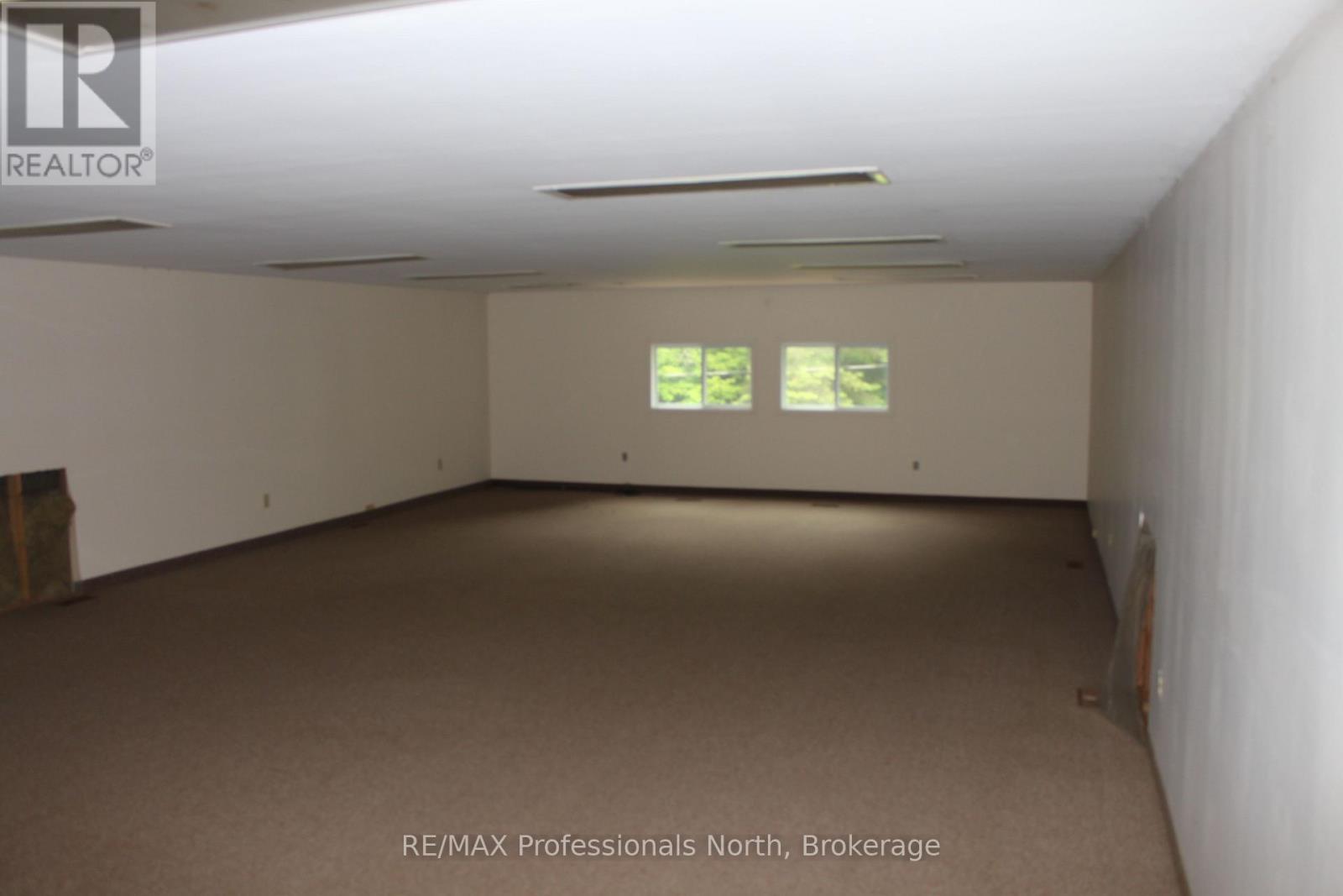 2166 Blairhampton Road, Minden Hills, Ontario  K0M 2K0 - Photo 14 - X12211056