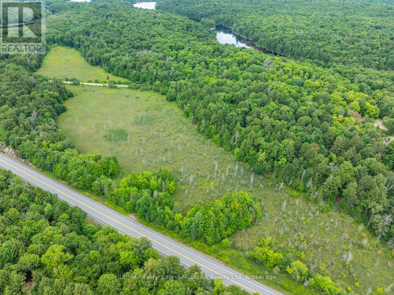 131 Moonwing Road, Magnetawan, Ontario  P0A 1A0 - Photo 29 - X12211059