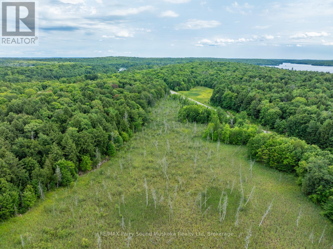 131 Moonwing Road, Magnetawan, Ontario  P0A 1A0 - Photo 32 - X12211059