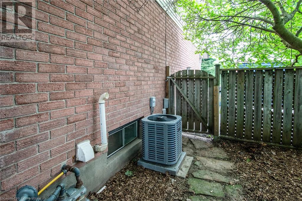 289 A Northlake Drive, Waterloo, Ontario  N2V 1N9 - Photo 26 - 40739544