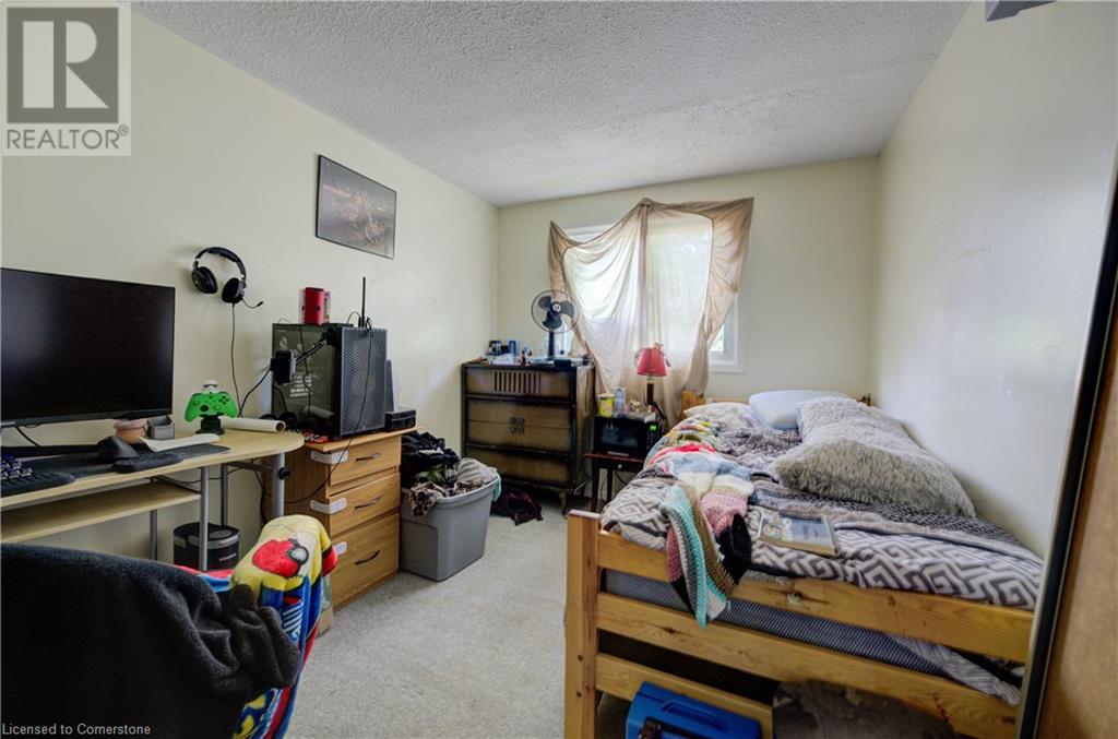 28 Amos Avenue Unit# A&b, Waterloo, Ontario  N2L 5G3 - Photo 18 - 40739534