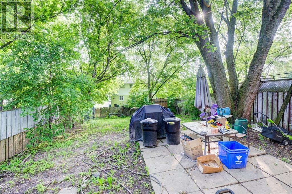 28 Amos Avenue Unit# A&b, Waterloo, Ontario  N2L 5G3 - Photo 25 - 40739534