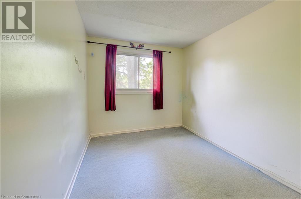 28 Amos Avenue Unit# A&b, Waterloo, Ontario  N2L 5G3 - Photo 6 - 40739534