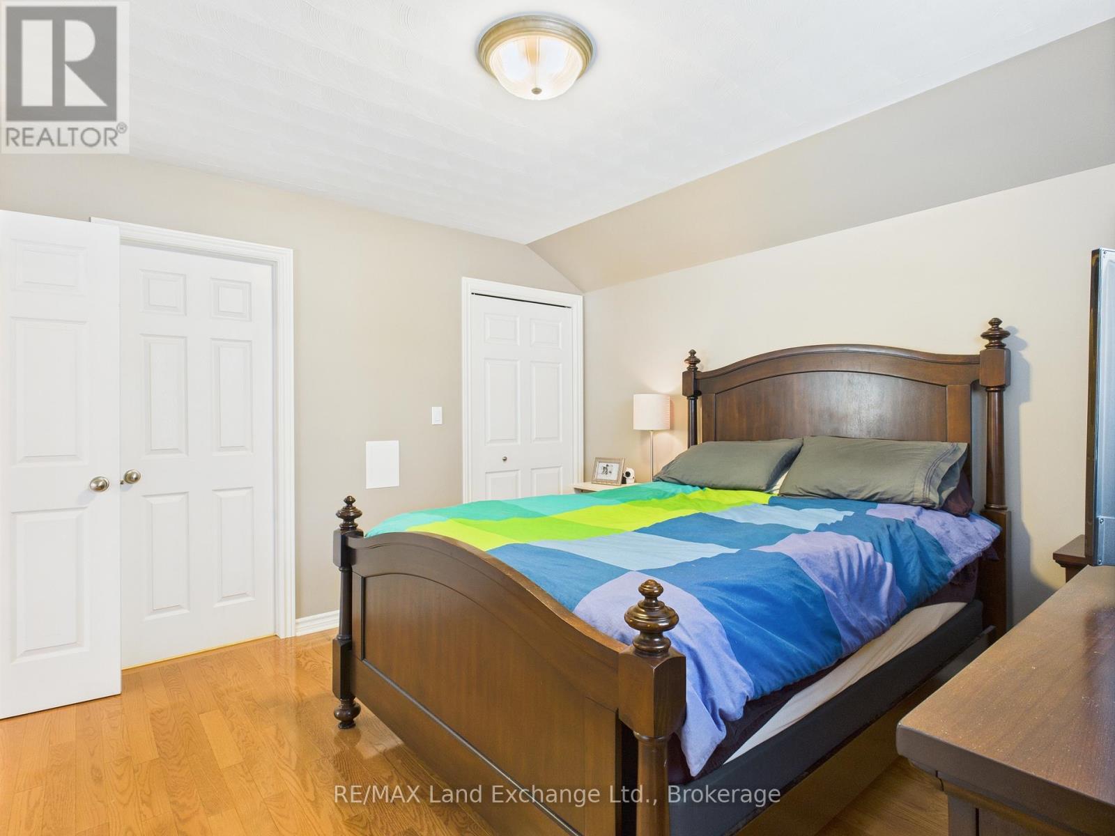 773 Reynolds Drive, Kincardine, Ontario  N2Z 3B6 - Photo 11 - X12211726