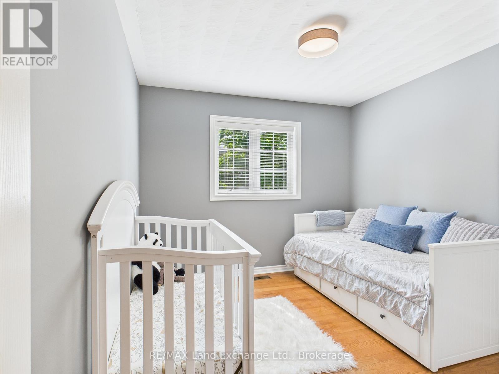 773 Reynolds Drive, Kincardine, Ontario  N2Z 3B6 - Photo 12 - X12211726