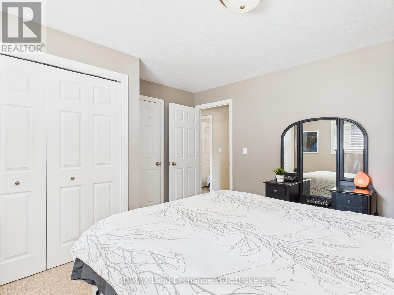 773 Reynolds Drive, Kincardine, Ontario  N2Z 3B6 - Photo 21 - X12211726