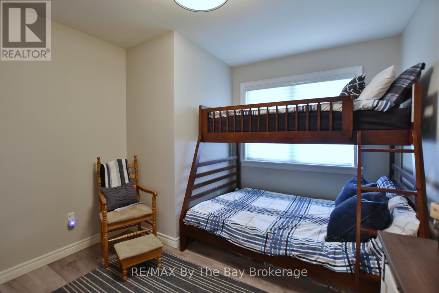 75 40th Street S, Wasaga Beach, Ontario  L9Z 1Z9 - Photo 20 - S12211841