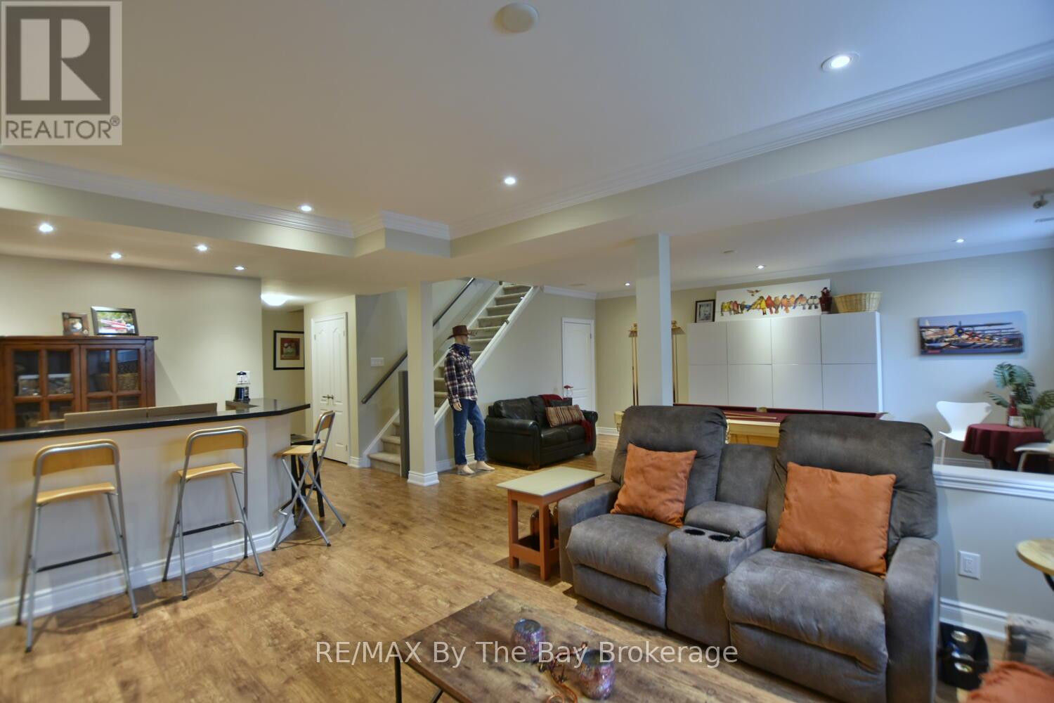 75 40th Street S, Wasaga Beach, Ontario  L9Z 1Z9 - Photo 24 - S12211841