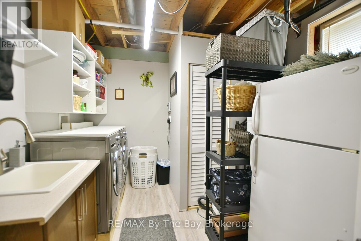 75 40th Street S, Wasaga Beach, Ontario  L9Z 1Z9 - Photo 33 - S12211841
