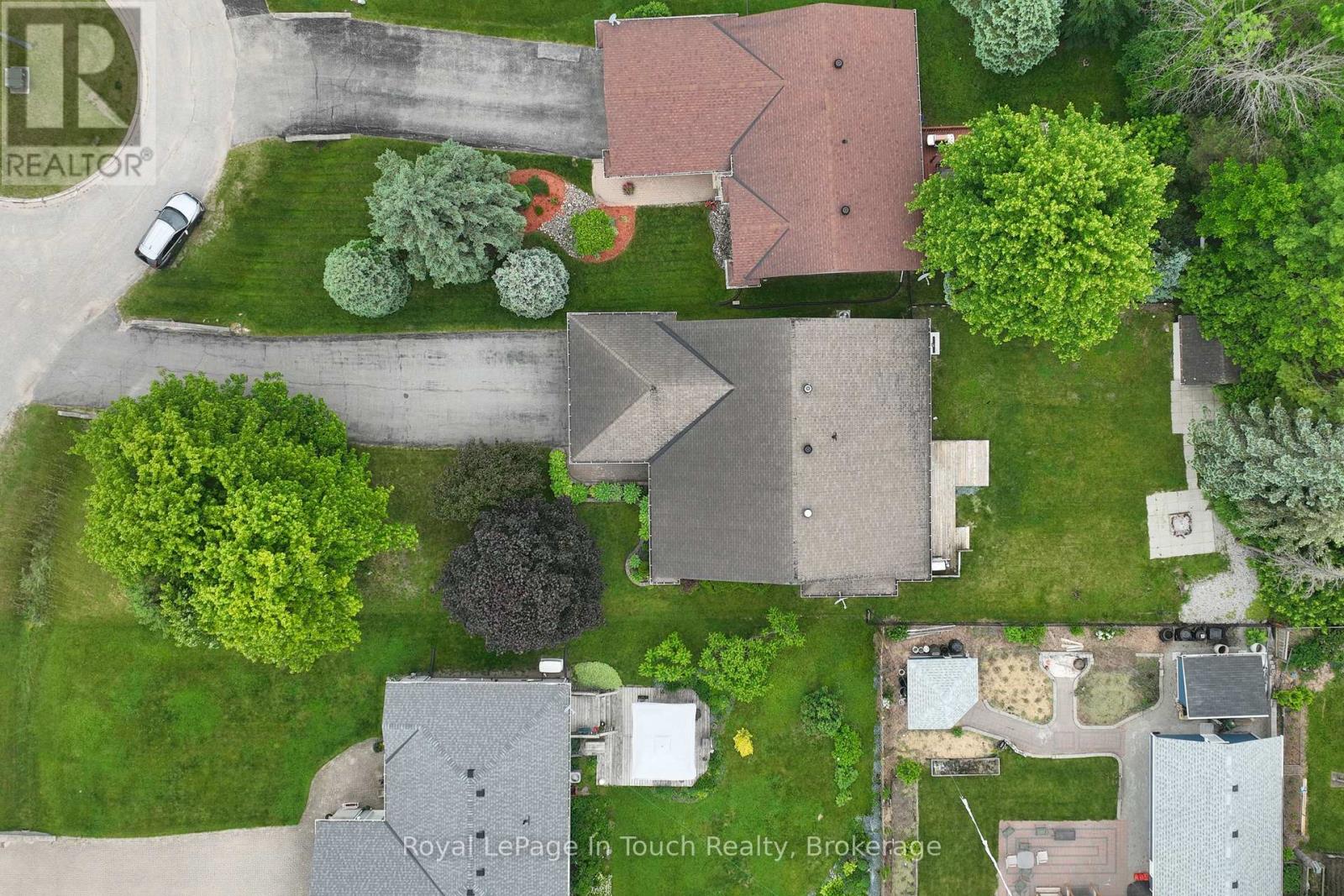 5 Earls Court, Severn, Ontario  L0K 1E0 - Photo 3 - S12212149