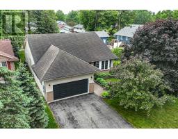 5 EARLS COURT, Severn, Ontario