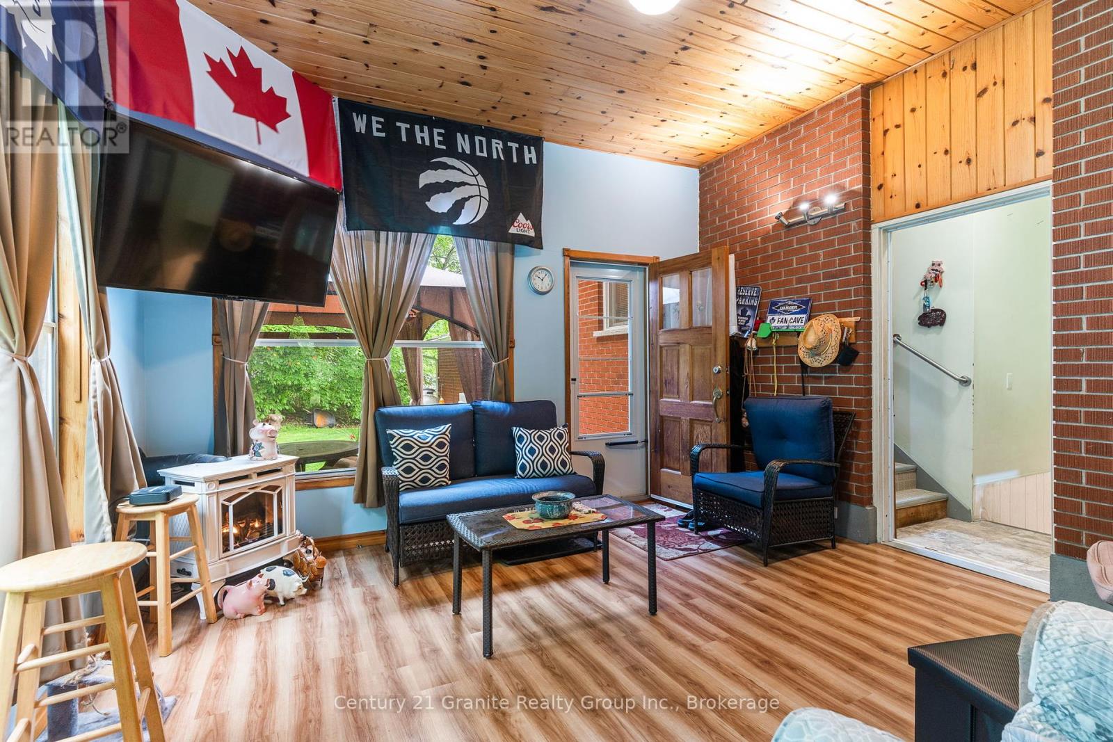 1203 Spring Valley Road, Minden Hills, Ontario  K0M 2K0 - Photo 35 - X12212127