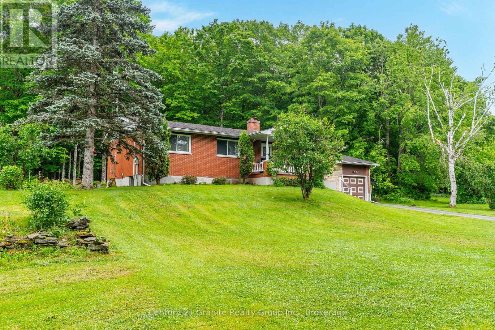 1203 Spring Valley Road, Minden Hills, Ontario  K0M 2K0 - Photo 45 - X12212127