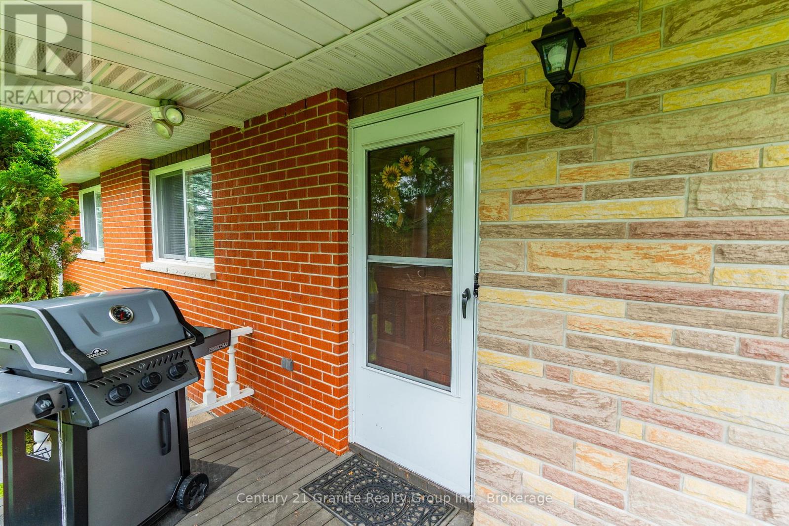 1203 Spring Valley Road, Minden Hills, Ontario  K0M 2K0 - Photo 6 - X12212127