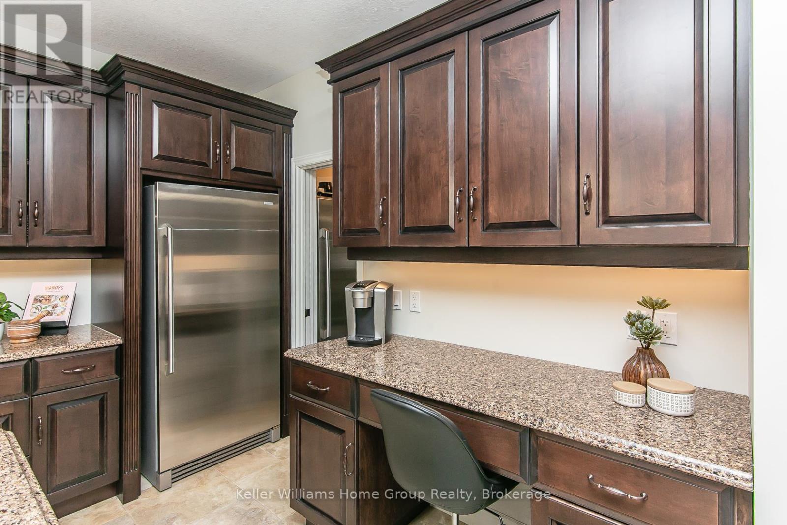 70 Waverley Drive, Guelph, Ontario  N1E 6C8 - Photo 14 - X12212183