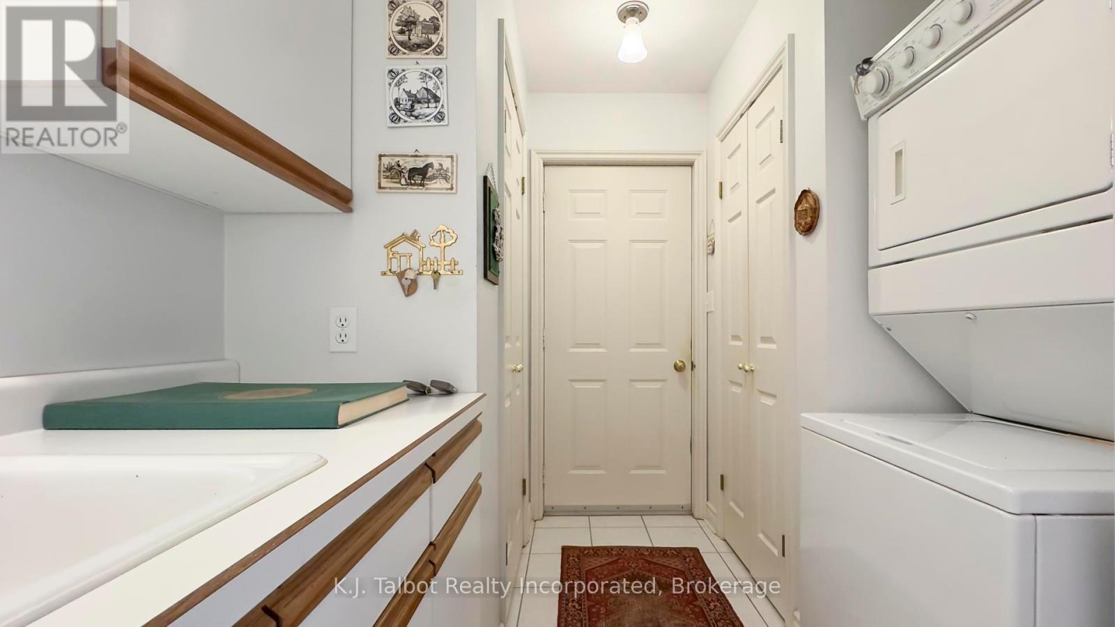 386 Templeton Street, North Huron, Ontario  N0M 1H0 - Photo 21 - X12212253