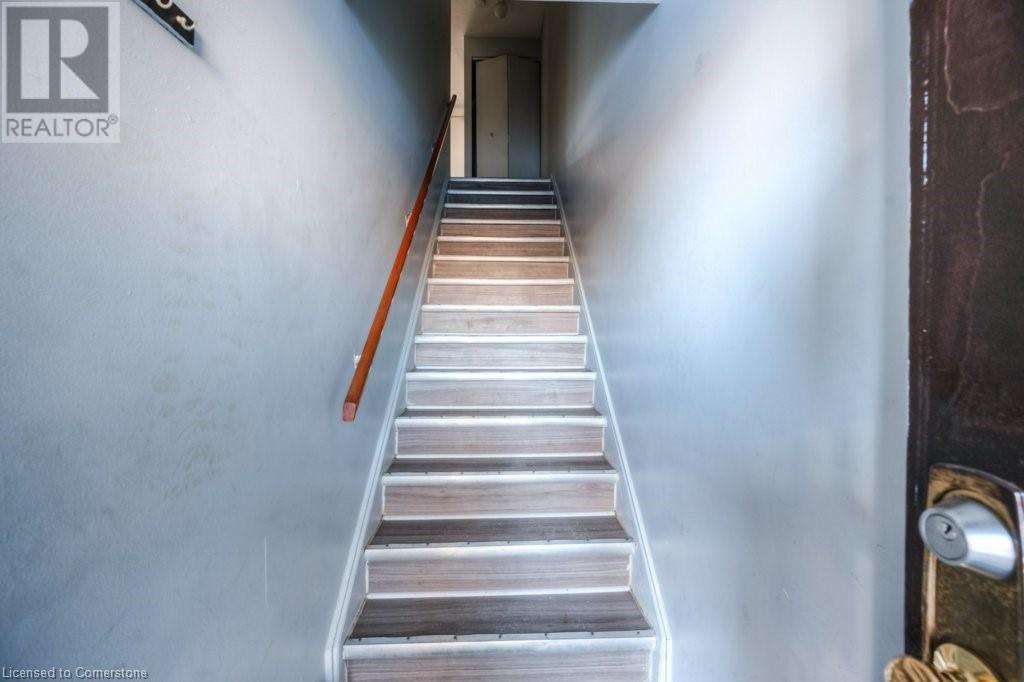 1200 Courtland Avenue E Unit# 44, Kitchener, Ontario  N2C 1K7 - Photo 2 - 40740066