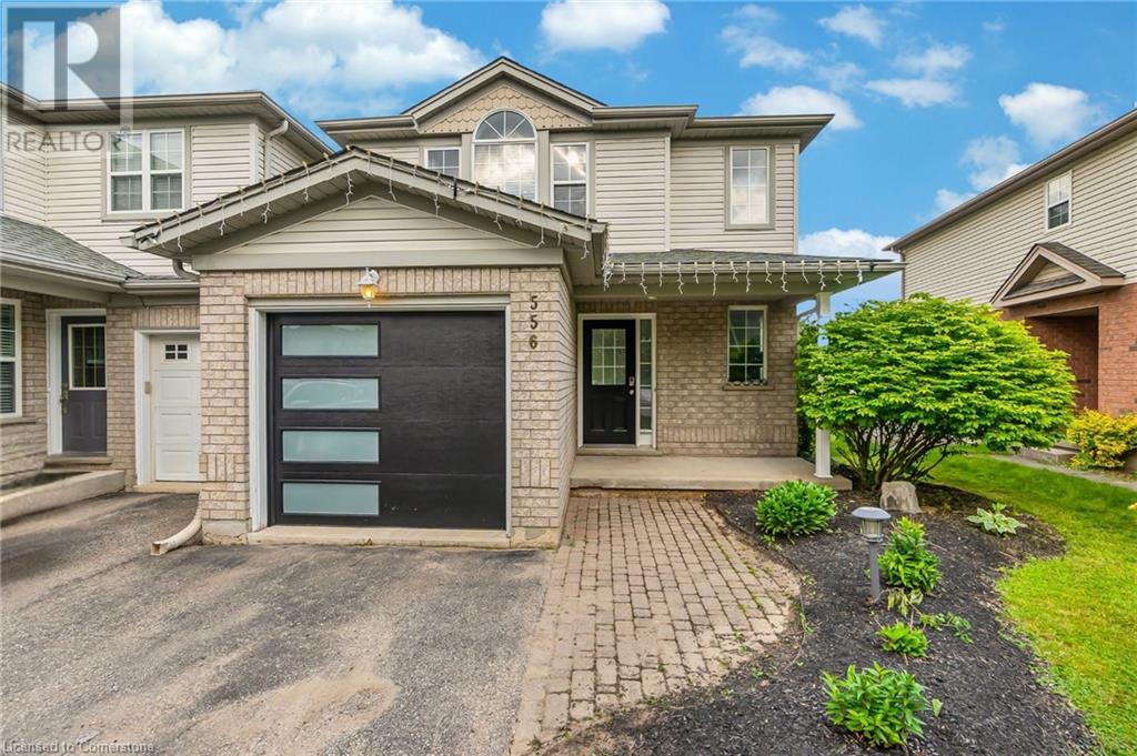 556 DANSBURY Drive, Waterloo, Ontario