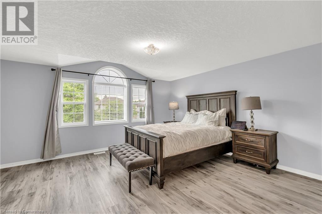 556 Dansbury Drive, Waterloo, Ontario  N2K 4E2 - Photo 16 - 40738632