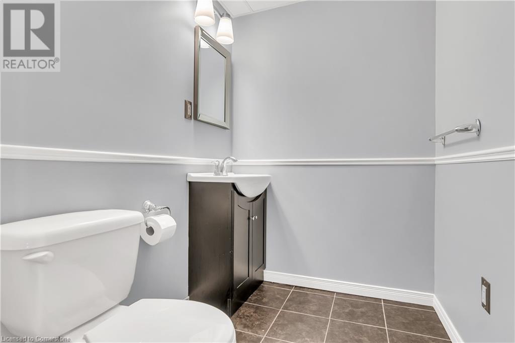 556 Dansbury Drive, Waterloo, Ontario  N2K 4E2 - Photo 23 - 40738632