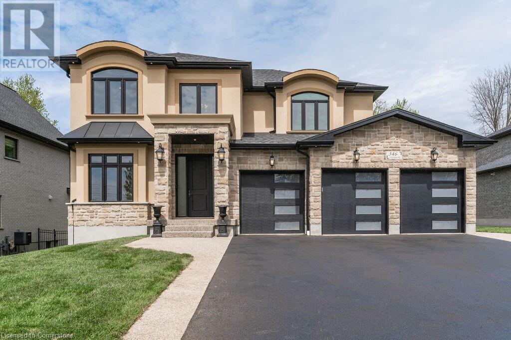 346 LEXINGTON Road, Waterloo, Ontario