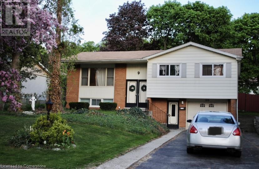 109 Moccasin Drive, Waterloo, Ontario  N2L 4C2 - Photo 1 - 40739282