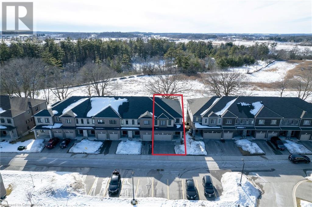 135 HARDCASTLE Drive Unit# 27, Cambridge, Ontario