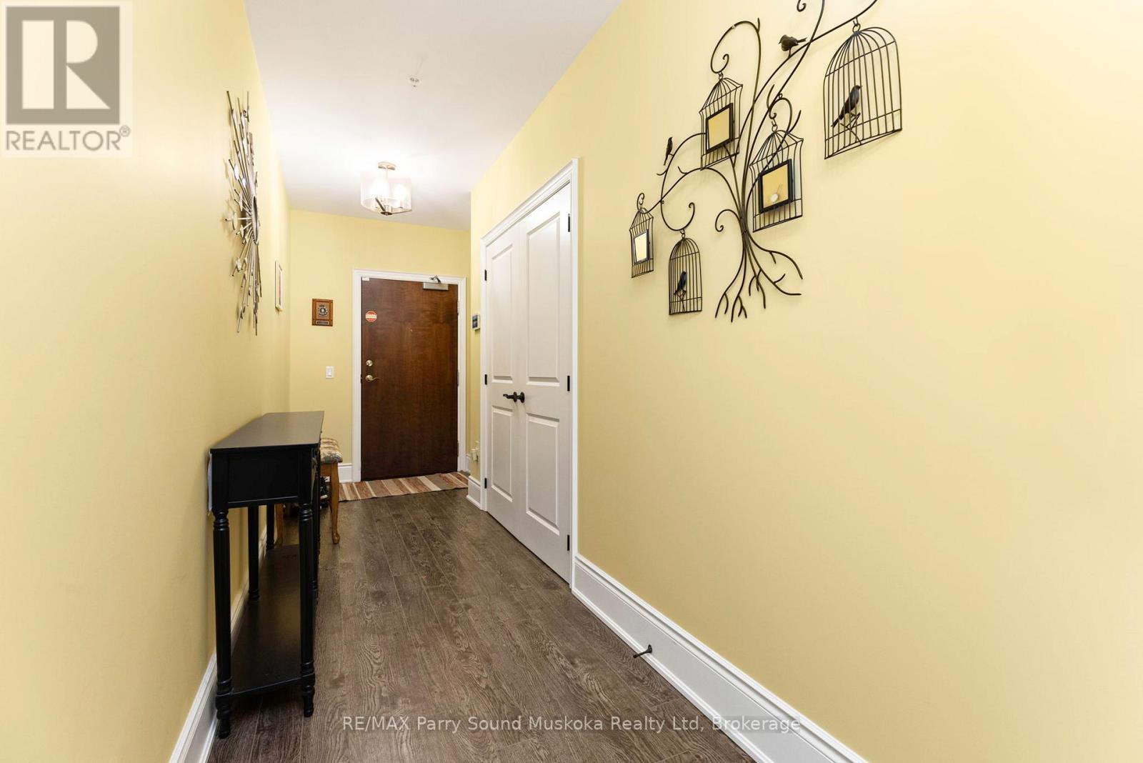 303 - 11b Salt Dock Road, Parry Sound, Ontario  P2A 3B6 - Photo 24 - X12212818