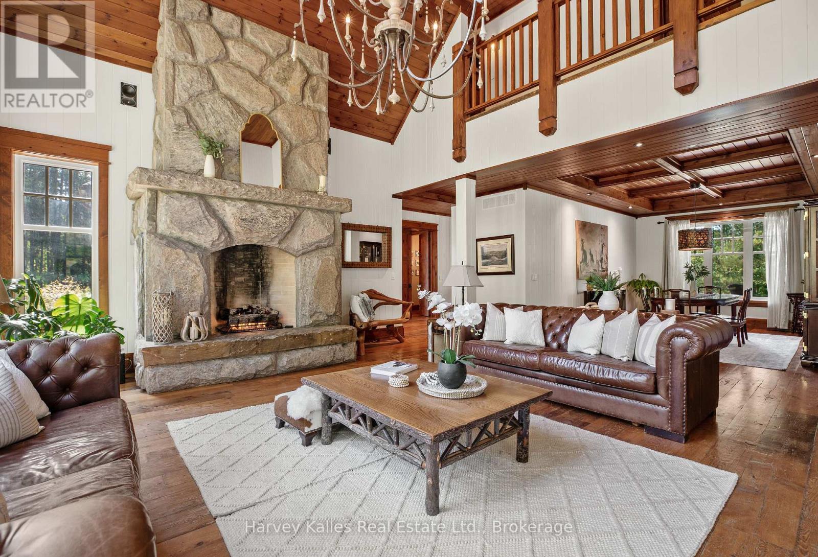 1074 Tally Ho Winter Park Road, Lake Of Bays, Ontario  P1H 2J6 - Photo 12 - X12212959