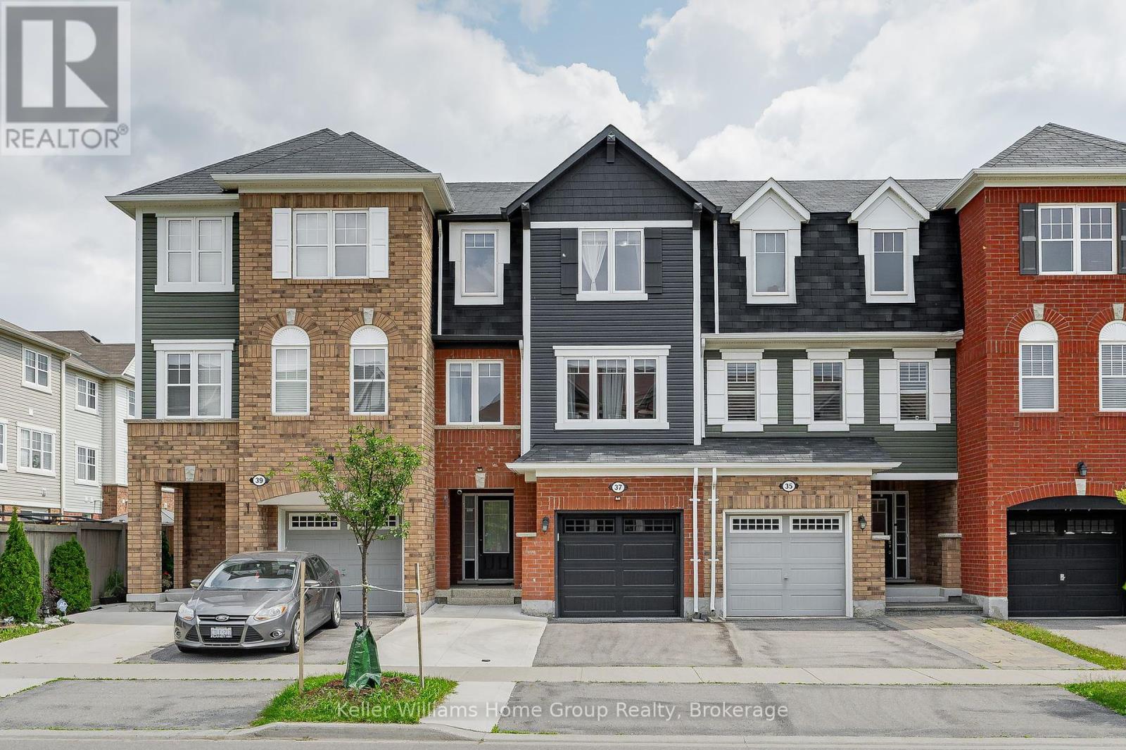 37 VANHORNE CLOSE, Brampton, Ontario