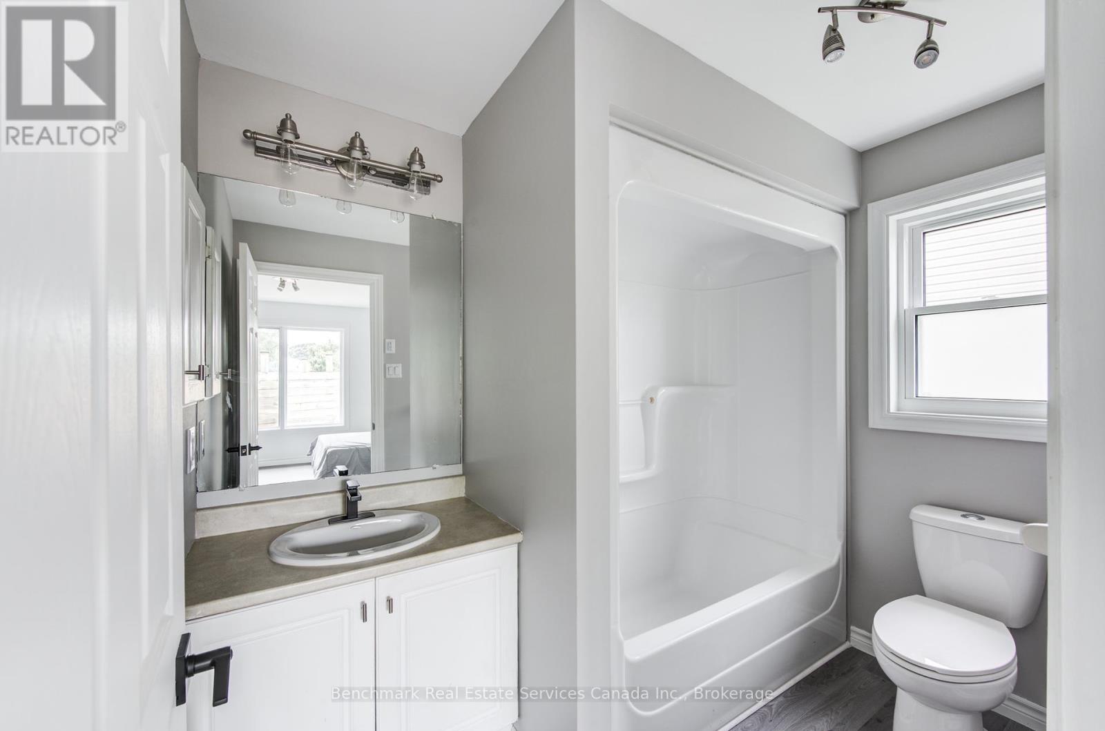 10 Tara Court, Aylmer, Ontario  N5H 0A1 - Photo 15 - X12213119