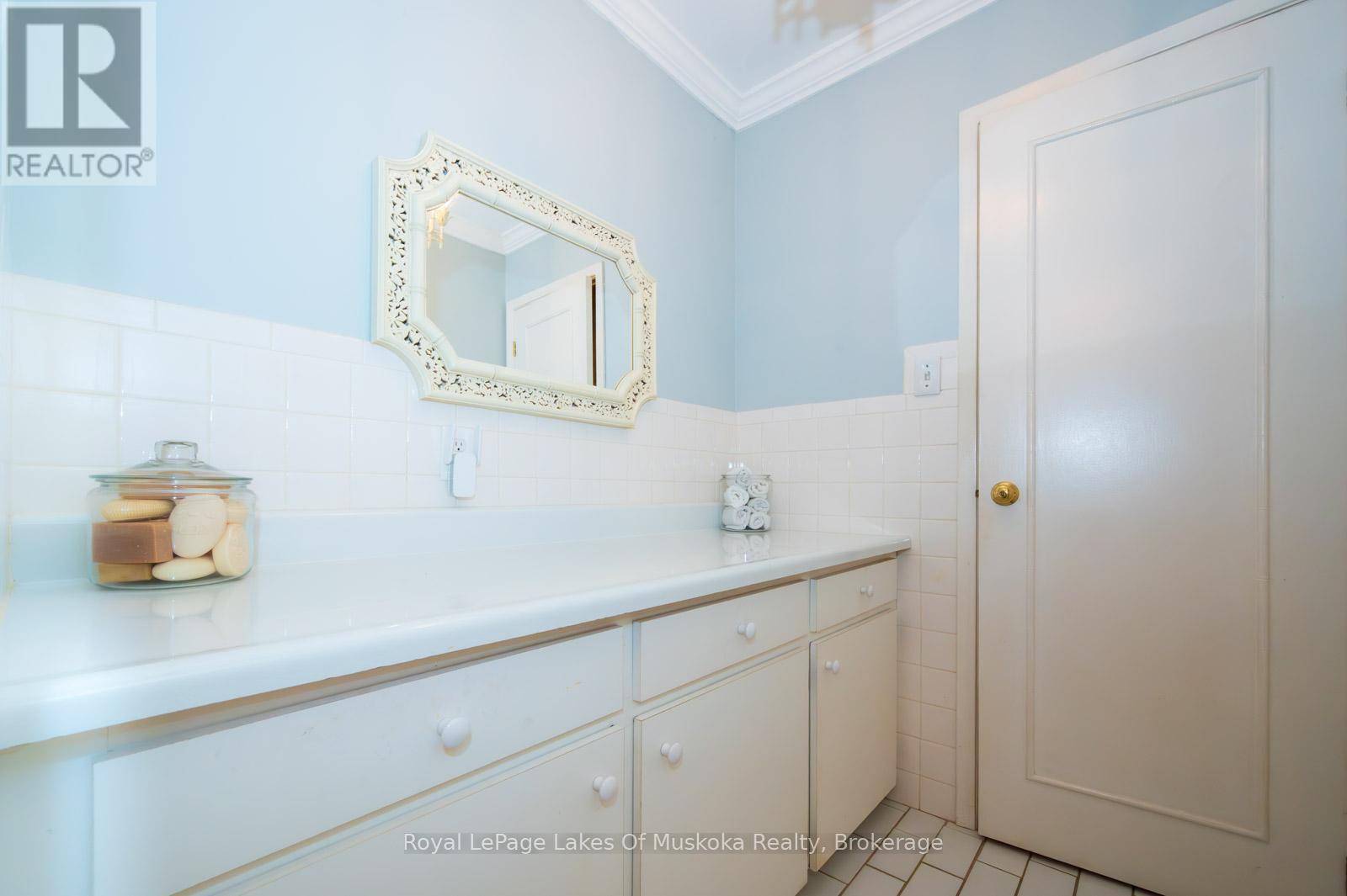 1216 Ravenscliffe Road, Huntsville, Ontario  P1H 0J3 - Photo 27 - X12213172