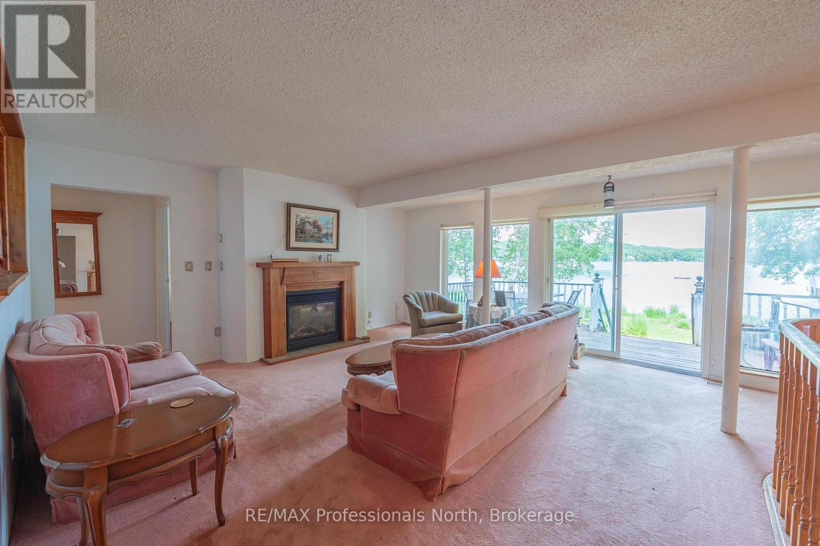 1015 Blackberry Lane, Minden Hills, Ontario  K0M 2K0 - Photo 10 - X12213252