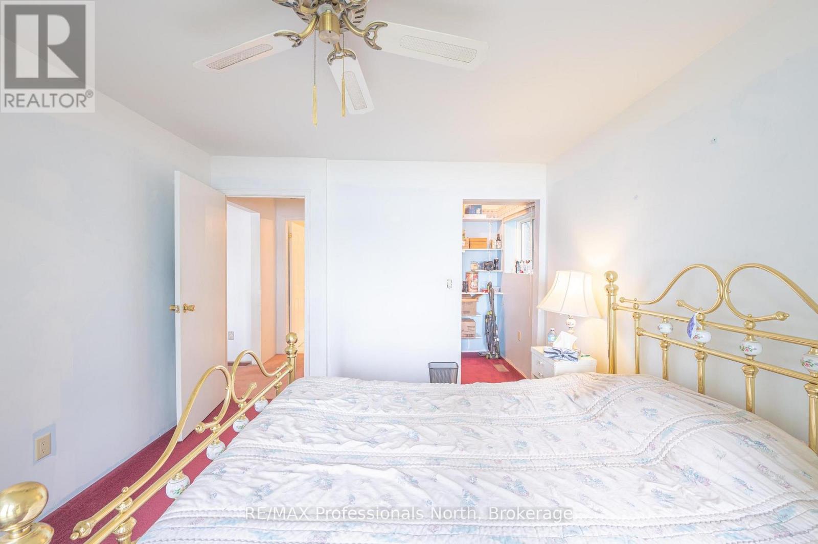 1015 Blackberry Lane, Minden Hills, Ontario  K0M 2K0 - Photo 16 - X12213252