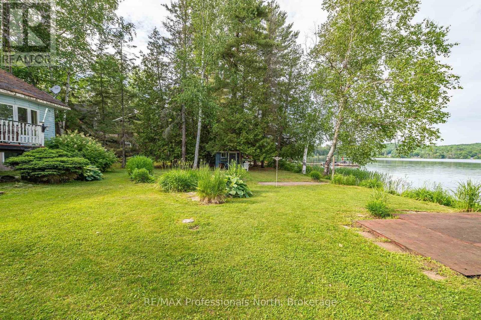 1015 Blackberry Lane, Minden Hills, Ontario  K0M 2K0 - Photo 6 - X12213252