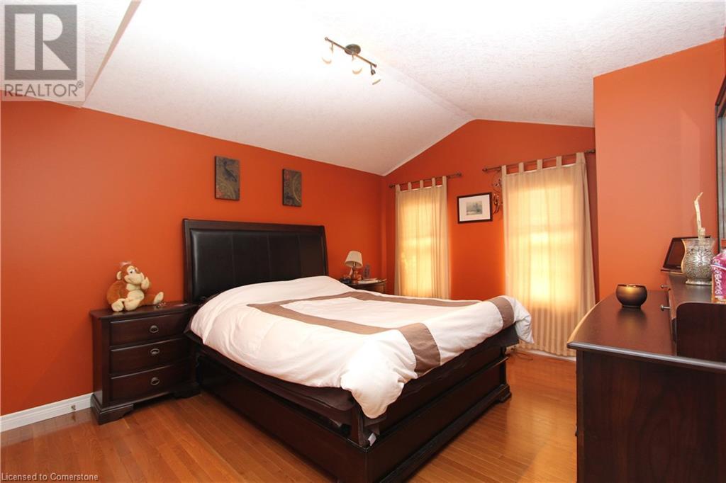 632 Columbia Forest Boulevard, Waterloo, Ontario  N2V 2K9 - Photo 11 - 40739392