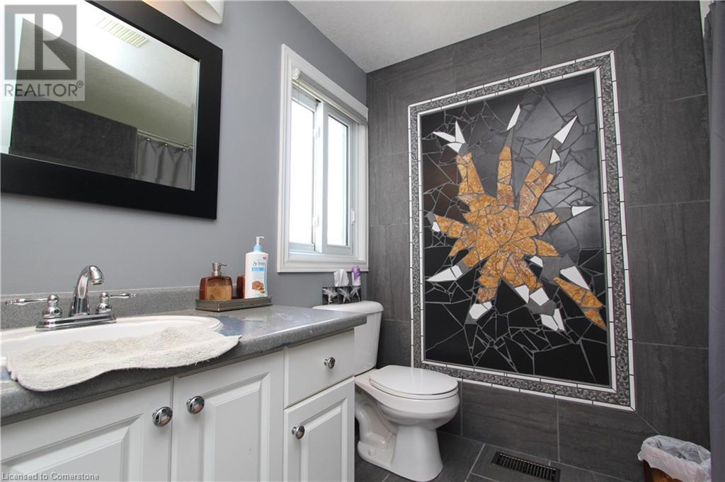 632 Columbia Forest Boulevard, Waterloo, Ontario  N2V 2K9 - Photo 7 - 40739392