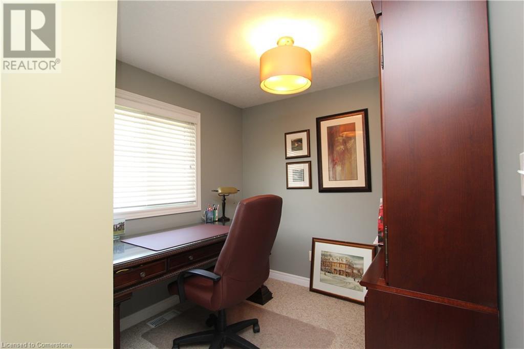 632 Columbia Forest Boulevard, Waterloo, Ontario  N2V 2K9 - Photo 9 - 40739392