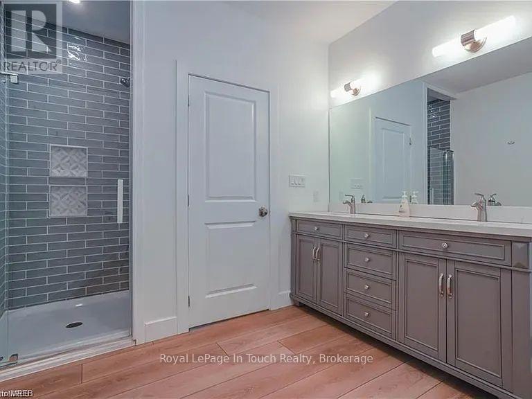 30 Blue Jay Court, Tiny, Ontario  L9M 0B9 - Photo 11 - S12213316