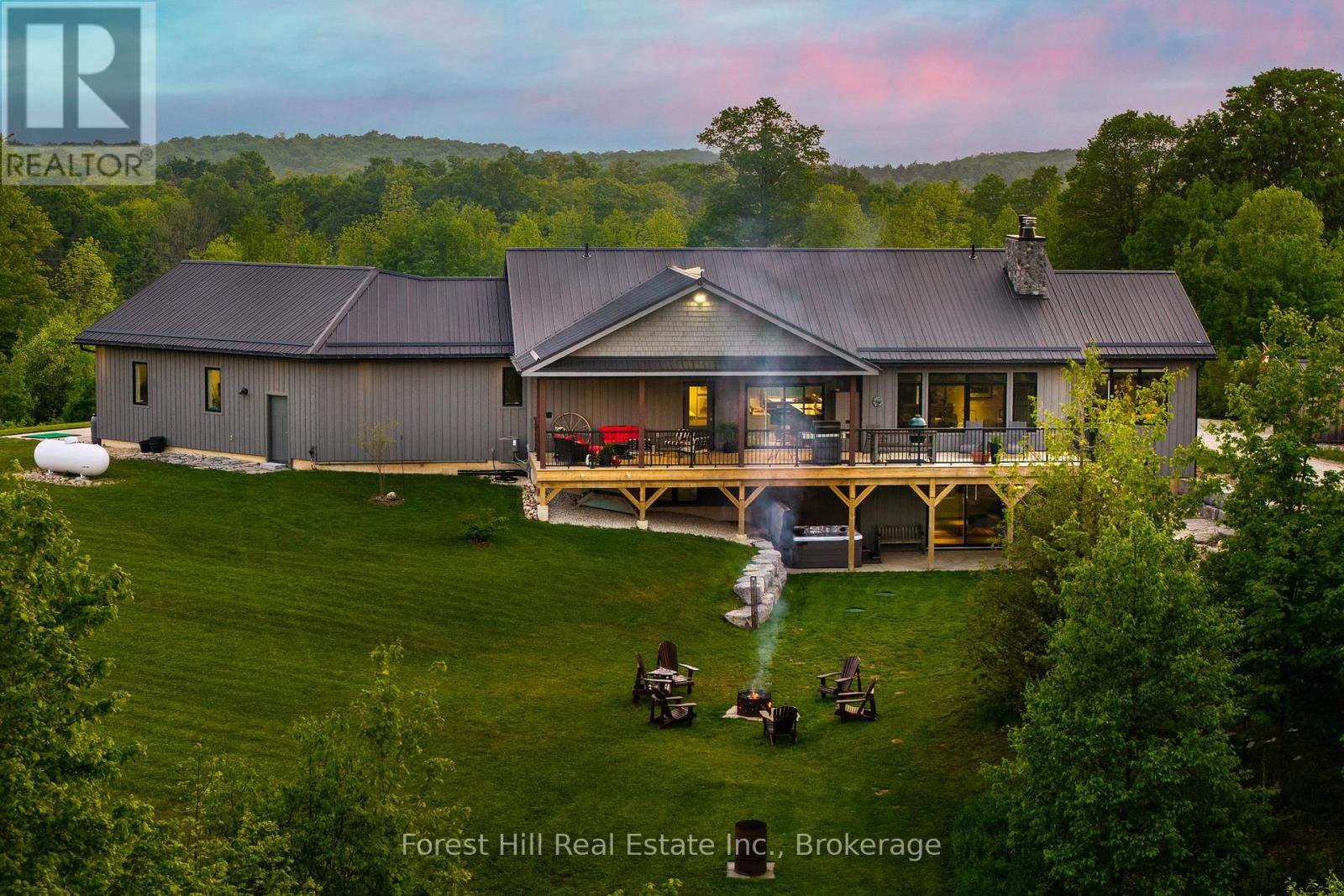 240 Lookout Drive, West Grey, Ontario  N0C 1H0 - Photo 42 - X12213302