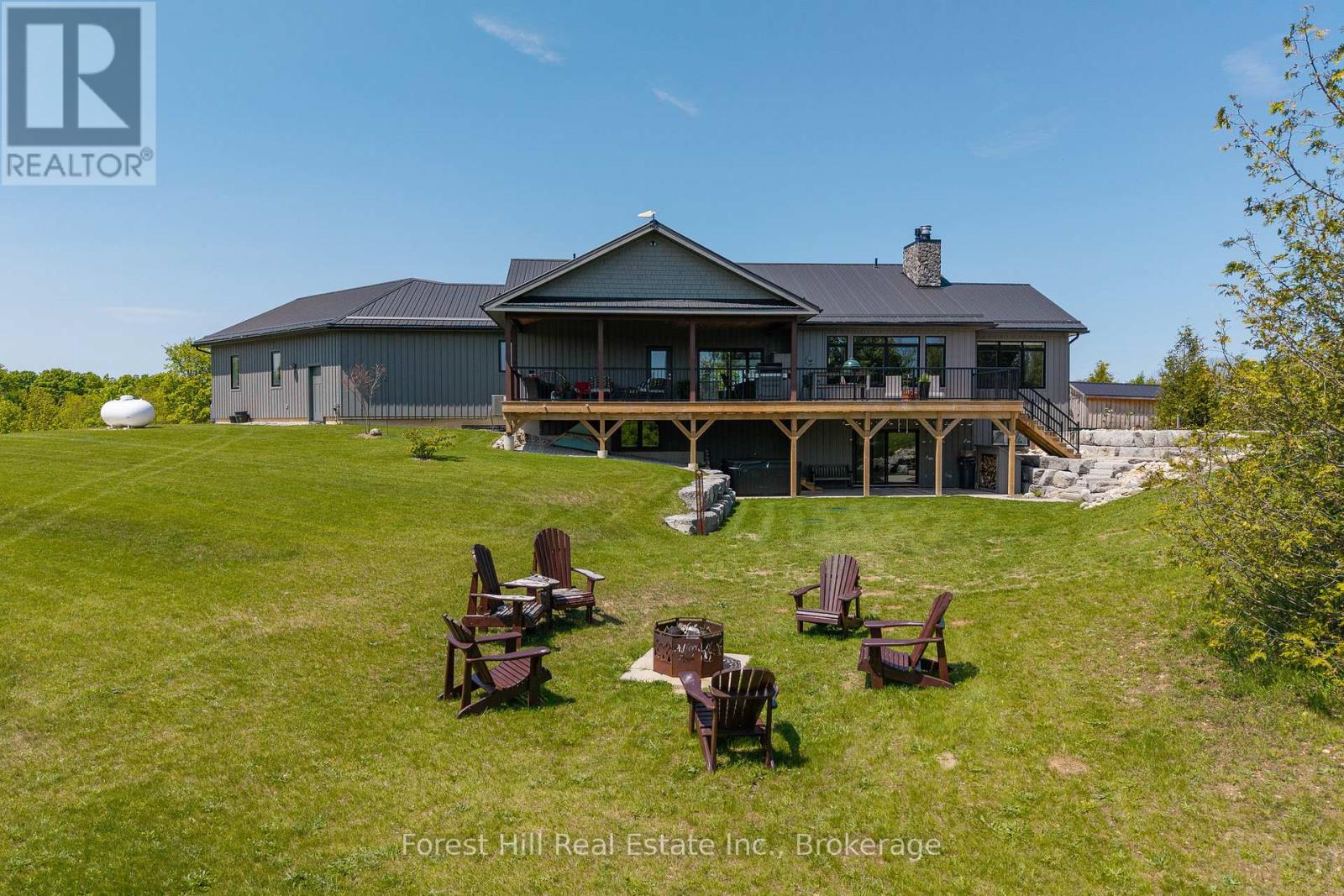 240 Lookout Drive, West Grey, Ontario  N0C 1H0 - Photo 44 - X12213302